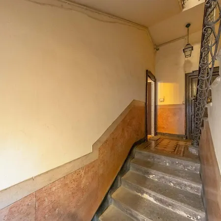 Solari Apartment, In Design Area, Near Tortona District, Apartament